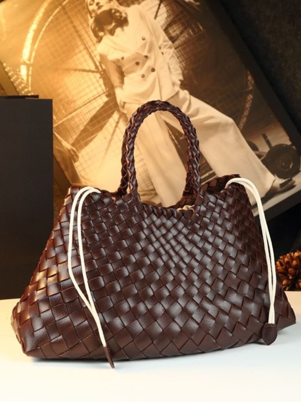 Woven Genuine Leather Underarm Bag Stylish Leather Shoulder Tote